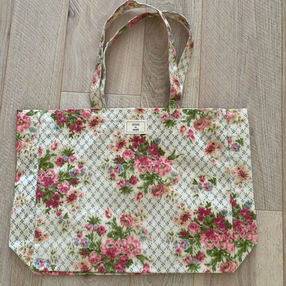 Sezane Floral Summer Totebag. Pink - Picture 2 of 7
